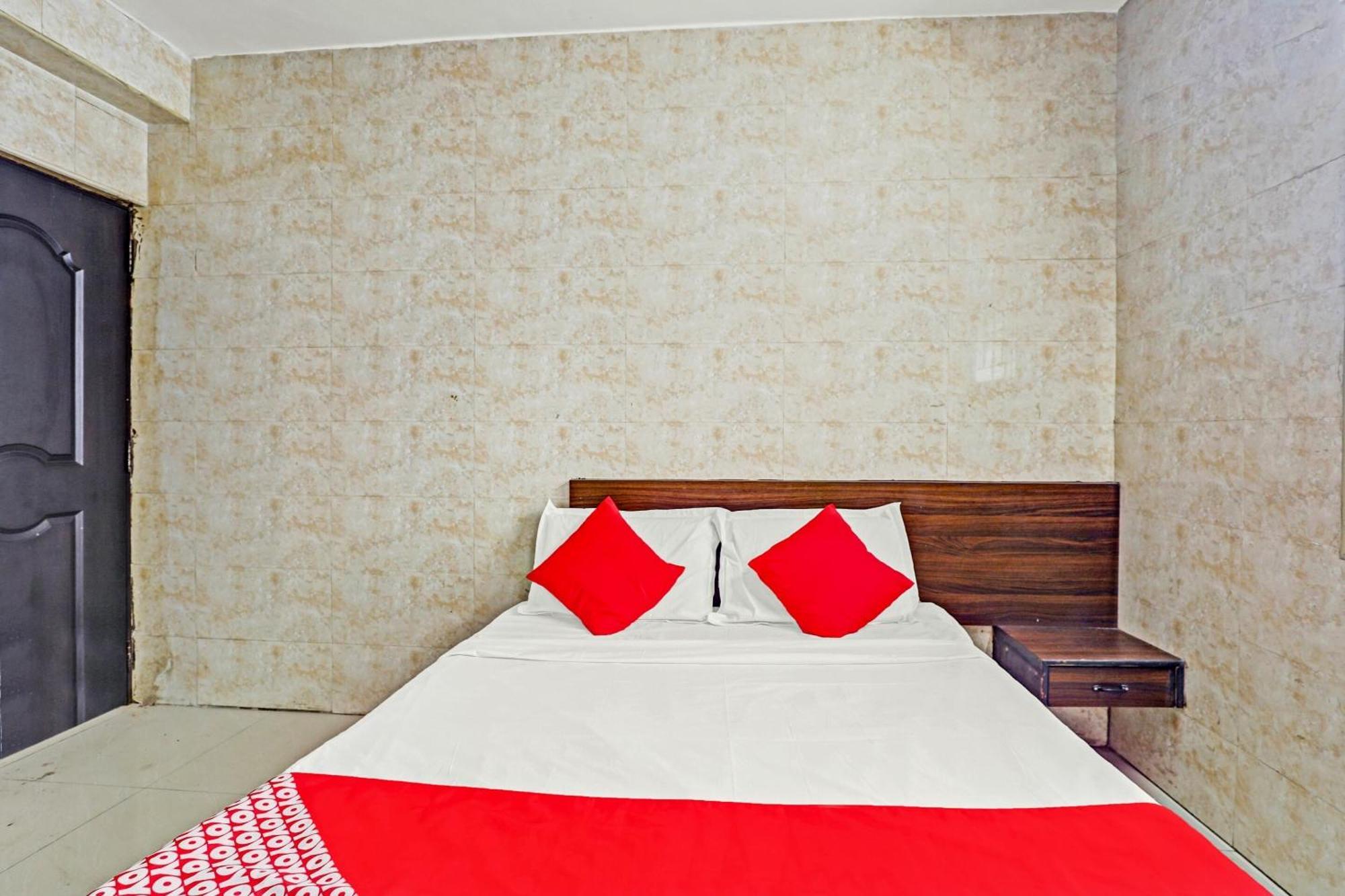 Hotel O Arunachala Guest House Ченай Екстериор снимка