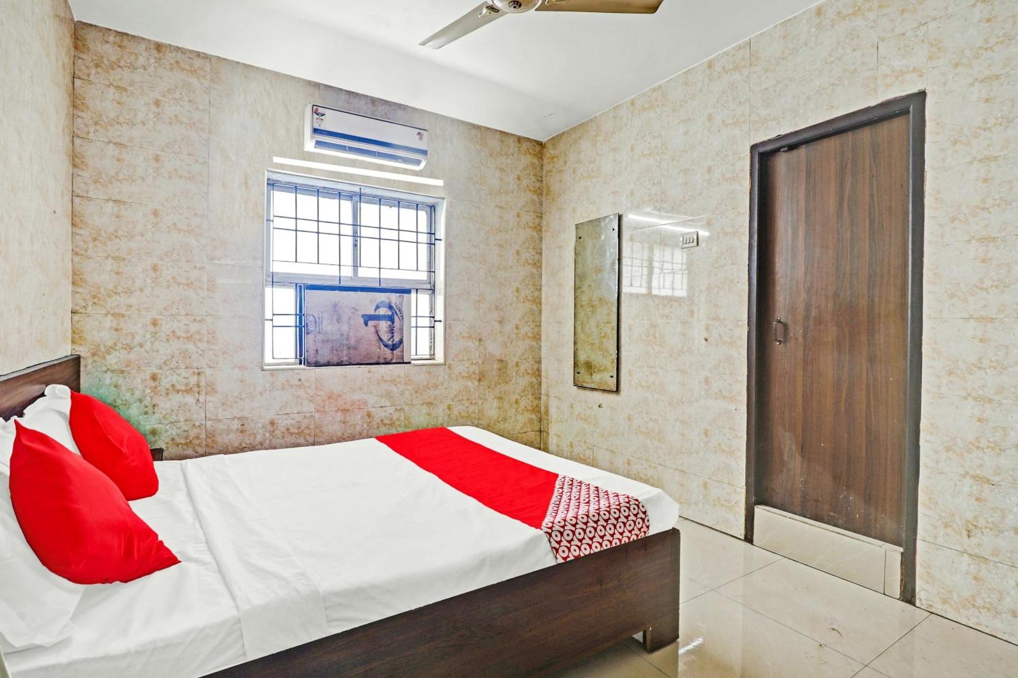 Hotel O Arunachala Guest House Ченай Екстериор снимка